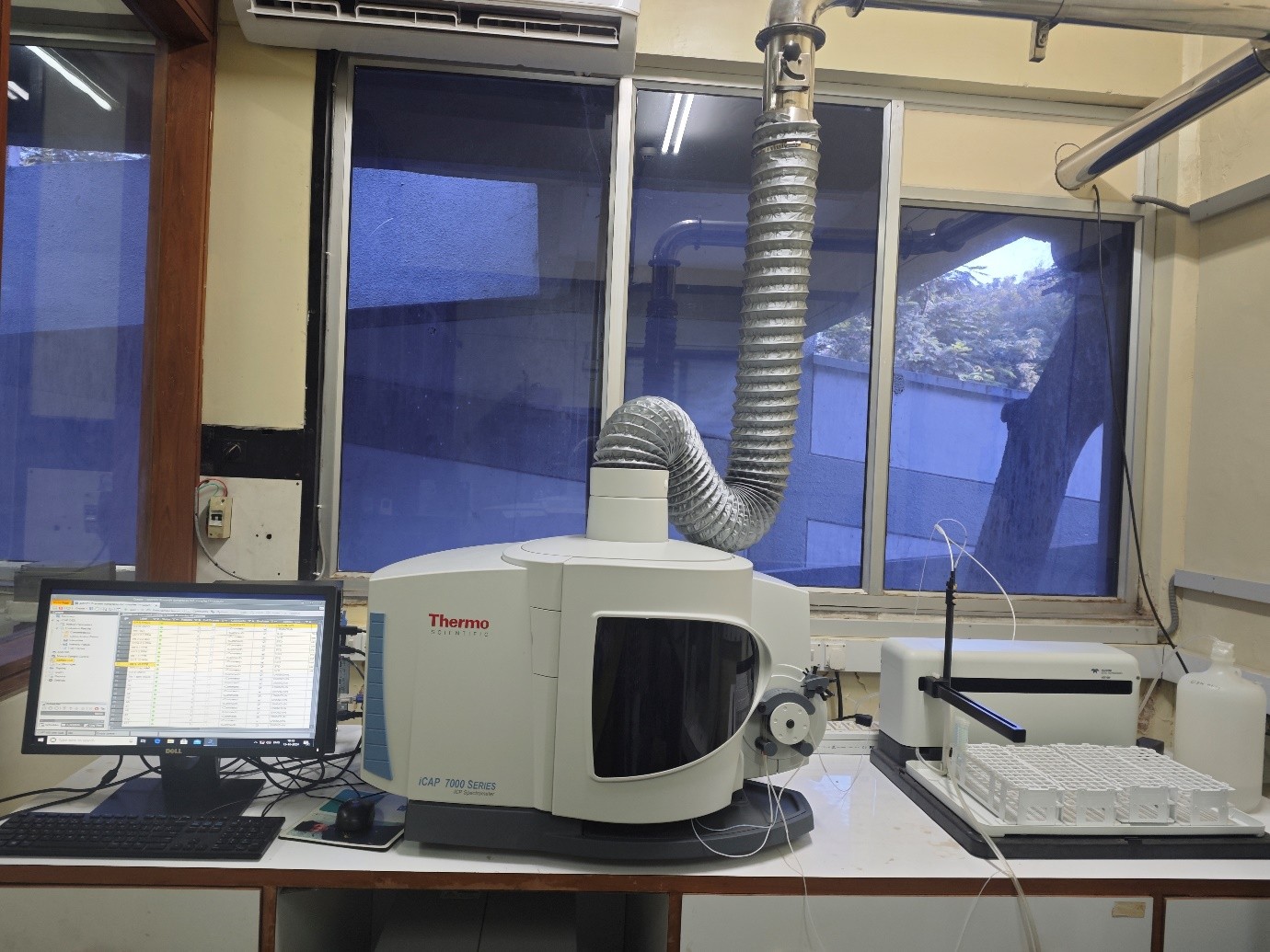 ICP-OES Laboratory photo